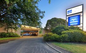 New Crossing Place Motel
